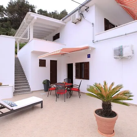 Robinson Josip Bogomolje