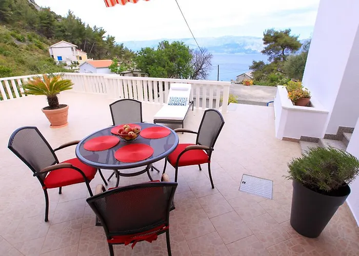 Robinson Josip Apartman *