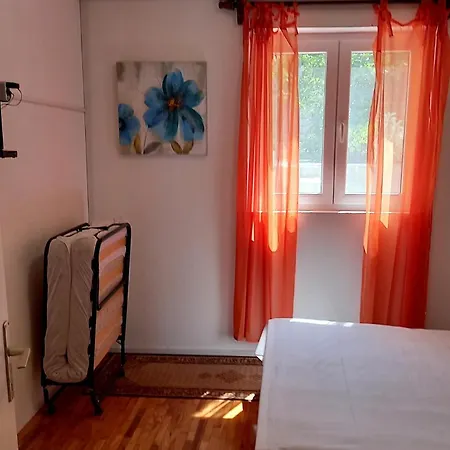 Robinson Josip * Bogomolje